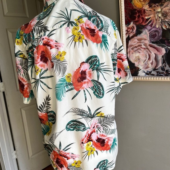 Men's Tropical Print Button Down Short Sleeve Shirt Hawaiian Resort Vacation - Picture 9 of 11